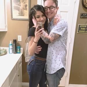 Meet your Posher, Elena